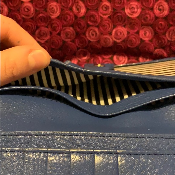 Kate Spade ♠️ royal blue wallet - Picture 6 of 8